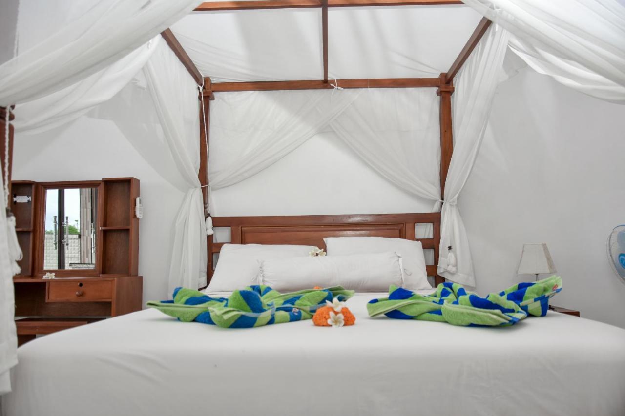 Warung Ombak Homestay アメッド エクステリア 写真