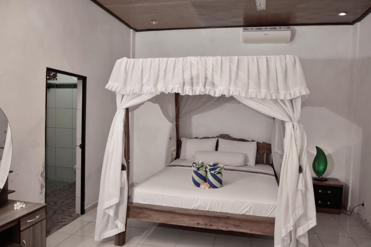 Warung Ombak Homestay アメッド エクステリア 写真